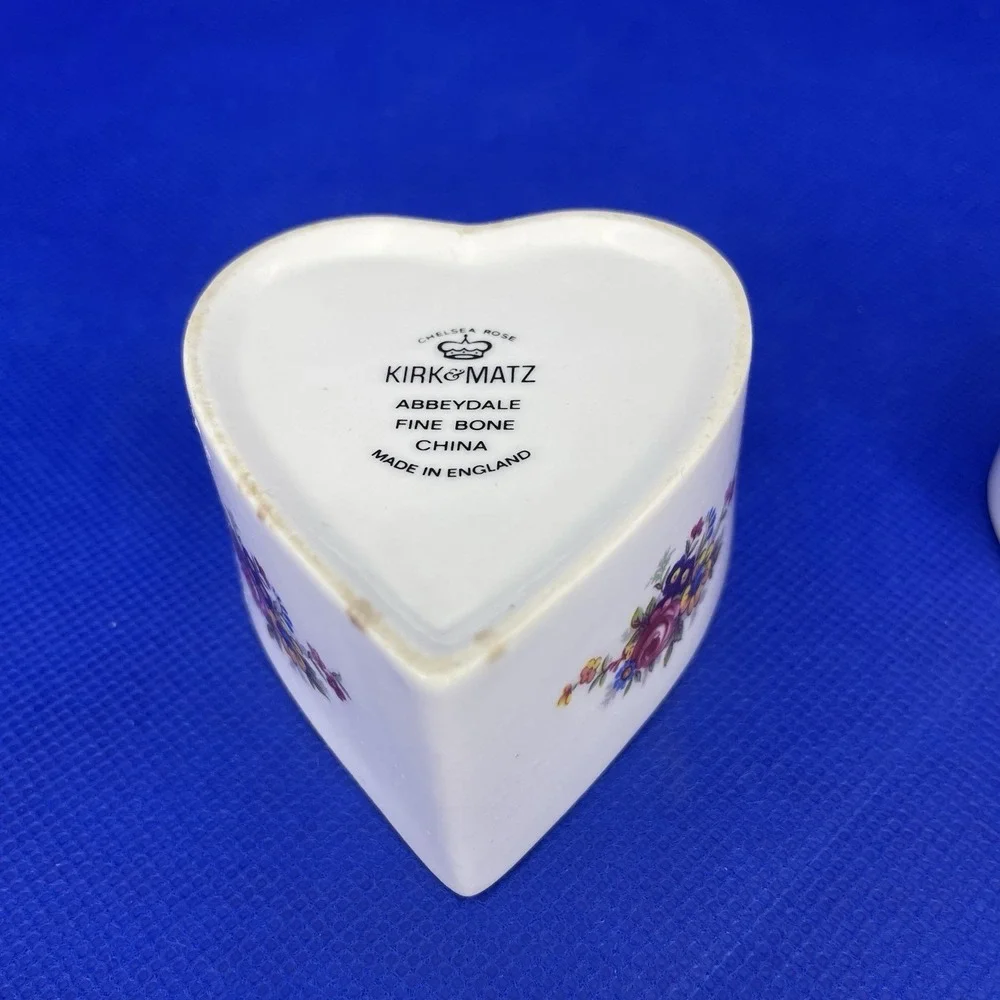 Set of 2 Heart Shaped Floral Kirk & Matz Bone China Trinket/Jewelry/Pill Boxes